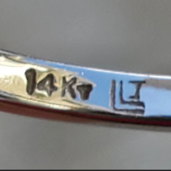 14K SOLUD REAL WHITE GOLD WEDDING BAND RING - SIZE 5.5 US - PRE-OWNED - Picture 6 of 6